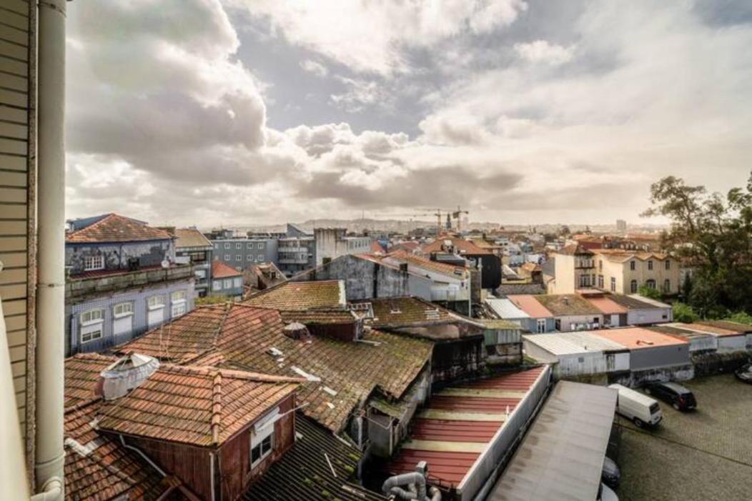 Apartamento Praca - Vistas Sobre A Cidade Porto Eksteriør bilde